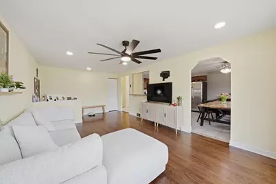 14828 Saint Louis Avenue, Midlothian, IL 60445 - Photo 7