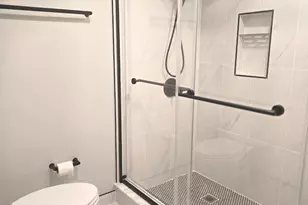 360 Inverrary Ln, Deerfield, IL 60015 - Photo 13