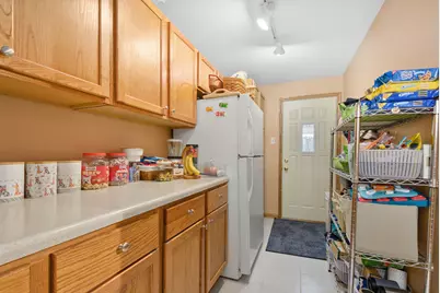 15329 Oak Road, Oak Forest, IL 60452 - Photo 13