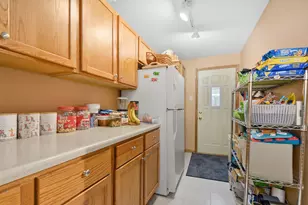 15329 Oak Rd, Oak Forest, IL 60452 - Photo 13