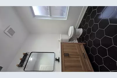 8409 S Vernon Avenue, Chicago, IL 60619 - Photo 9