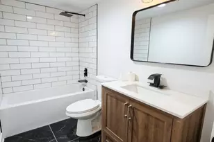8409 S Vernon Ave, Chicago, IL 60619 - Photo 11