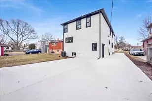 218 N Park Ave, Lombard, IL 60148 - Photo 51