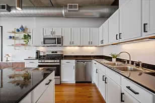 933 W Van Buren St, Chicago, IL 60607 - Photo 13
