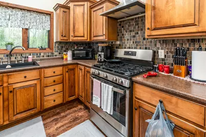 1358 Pershing Road, West Frankfort, IL 62896 - Photo 13