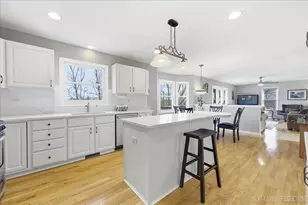 2984 Marshfield Ct, Elgin, IL 60124 - Photo 11