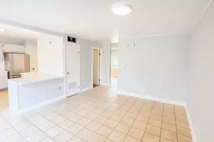 5567 Court F, Hanover Park, IL 60133 - Photo 9