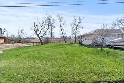 818 Sheridan Drive, Wauconda, IL 60084 - Photo 19