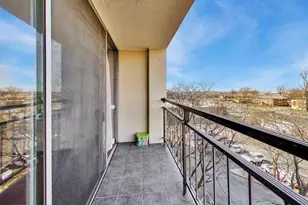 1043 S York Rd, Bensenville, IL 60106 - Photo 11