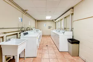 1043 S York Rd, Bensenville, IL 60106 - Photo 19