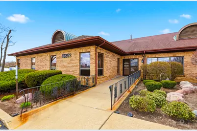 [Address not provided], Orland Park, IL 60462 - Photo 1