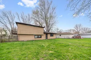 34 Emery Dr, Bourbonnais, IL 60914 - Photo 17