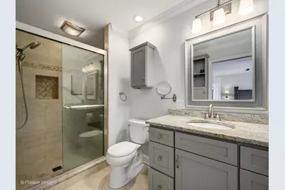 1150 Oakview Drive, Wheaton, IL 60187 - Photo 11