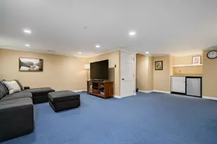 1150 Oakview Dr, Wheaton, IL 60187 - Photo 23