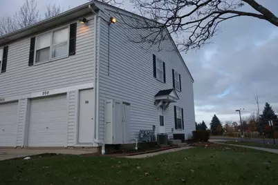 300 Meadow Court #300, Vernon Hills, IL 60061 - Photo 1