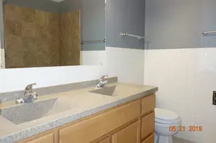 300 Meadow Ct, Vernon Hills, IL 60061 - Photo 19