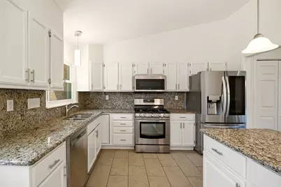 215 Hibbard Road, Wilmette, IL 60091 - Photo 11