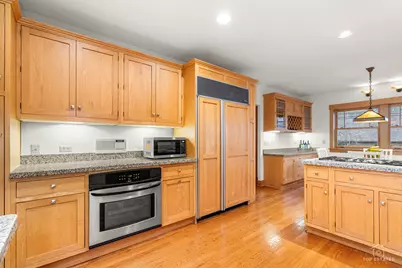 82 Lawton Road, Riverside, IL 60546 - Photo 15