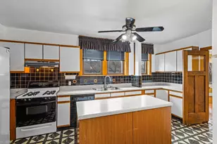 6835 N Wolcott Ave, Chicago, IL 60626 - Photo 15