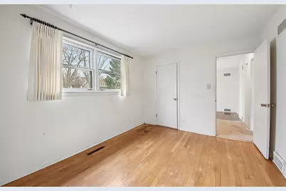 817 Belair Drive, Darien, IL 60561 - Photo 13