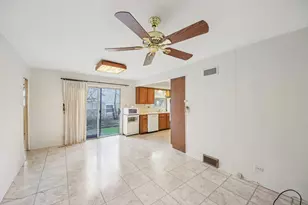 817 Belair Dr, Darien, IL 60561 - Photo 5