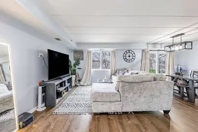 9527 S 54th Avenue #2B, Oak Lawn, IL 60453 - Photo 5