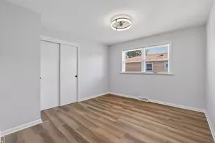 10643 S 83rd Ave, Palos Hills, IL 60465 - Photo 9