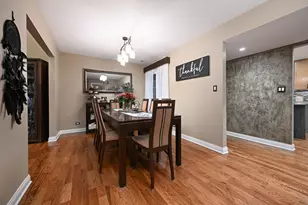 136 S Lawford Ct, Bloomingdale, IL 60108 - Photo 11