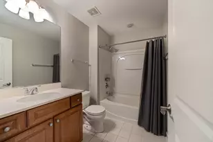 309 Bradbury Ln, Bartlett, IL 60103 - Photo 19