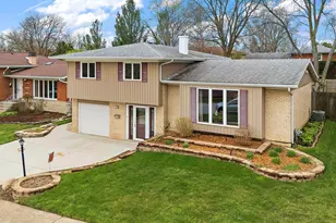 15120 Spruce Ln, Oak Forest, IL 60452 - Photo 1