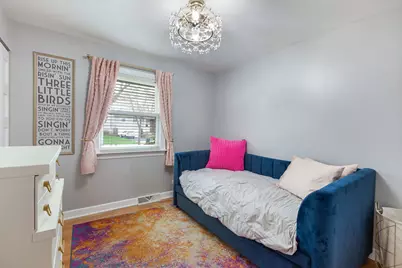 920 W Firestone Drive, Hoffman Estates, IL 60192 - Photo 15