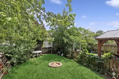 427 S Elmwood Avenue, Waukegan, IL 60085 - Photo 13