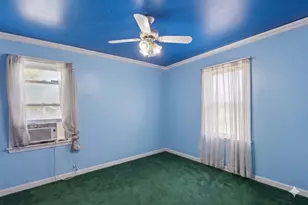 427 S Elmwood Ave, Waukegan, IL 60085 - Photo 11