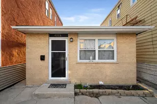 4332 S Wood St, Chicago, IL 60609 - Photo 1