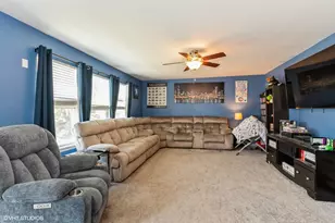 1811 Prairie Ridge Dr, Plainfield, IL 60586 - Photo 11