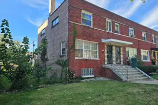 8610 S Ingleside Ave, Chicago, IL 60619 - Photo 1