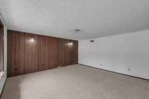21 E Linn St, Piper City, IL 60959 - Photo 7