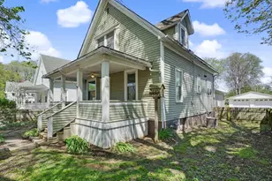 410 E Lafayette, Monticello, IL 61856 - Photo 3