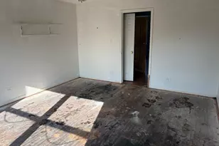 15129 Lexington Ave, Harvey, IL 60426 - Photo 11