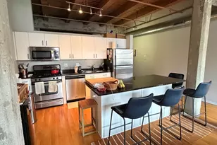 333 S Desplaines St, Chicago, IL 60661 - Photo 5