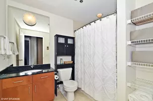 333 S Desplaines St, Chicago, IL 60661 - Photo 9
