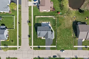 1031 S Carly Cir, Yorkville, IL 60560 - Photo 35