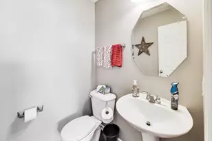 2631 Carlisle Ln, Hampshire, IL 60140 - Photo 13