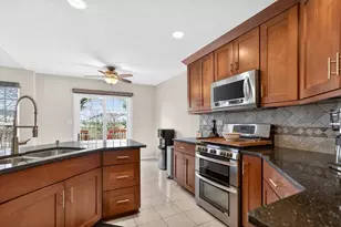 125 Ione Dr, South Elgin, IL 60177 - Photo 17