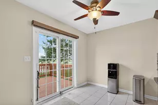 125 Ione Dr, South Elgin, IL 60177 - Photo 15