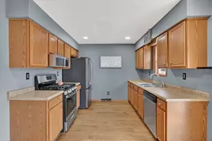 2683 Bluffside Dr, Rockford, IL 61109 - Photo 15