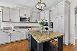 910 Freedom Cir, Sycamore, IL 60178 - Photo 27