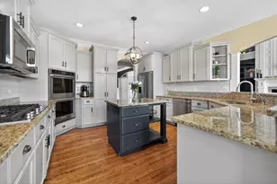 910 Freedom Cir, Sycamore, IL 60178 - Photo 25