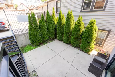 2108 W 18th Place #2, Chicago, IL 60608 - Photo 19