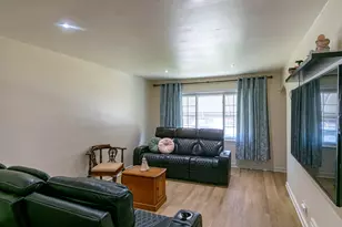 6824 S Kildare Ave, Chicago, IL 60629 - Photo 5